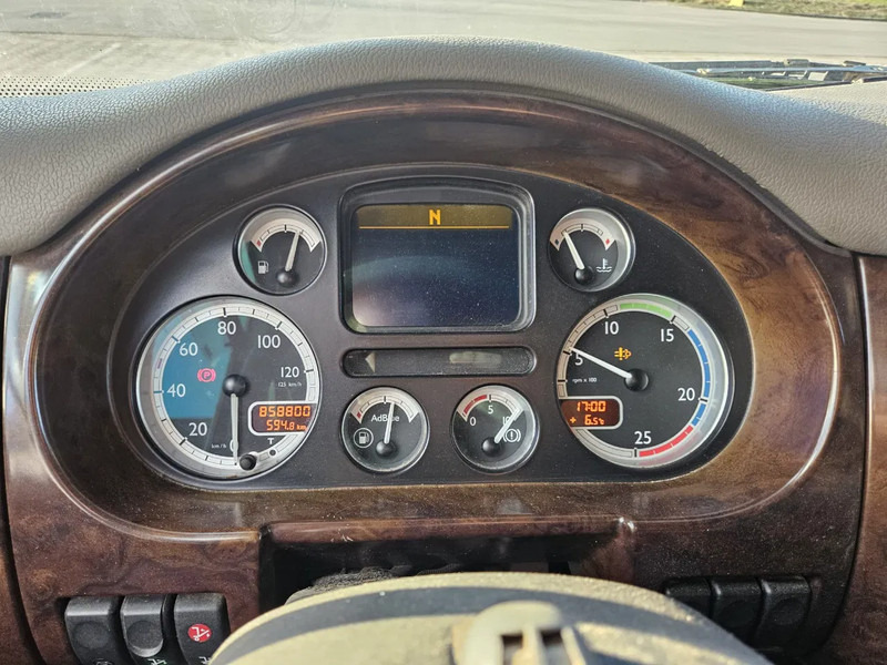 DAF CF 85 410 SSpace Cab Euro 5 - Flakbil: bild 5 DAF CF 85 410 SSpace Cab Euro 5 - Flakbil: bild 5