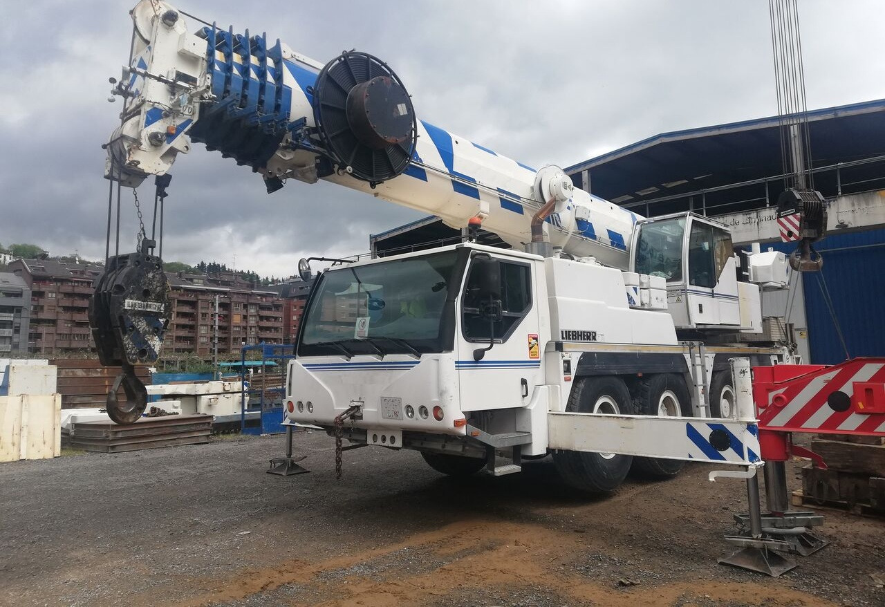 Liebherr LTM 1070 4.2 - Mobilkran: bild 1 Liebherr LTM 1070 4.2 - Mobilkran: bild 1