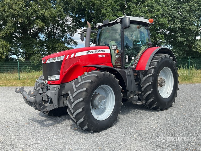 2010 Massey Ferguson 8680 Dyna-VT 4WD Tractor - Traktor: bild 2 2010 Massey Ferguson 8680 Dyna-VT 4WD Tractor - Traktor: bild 2