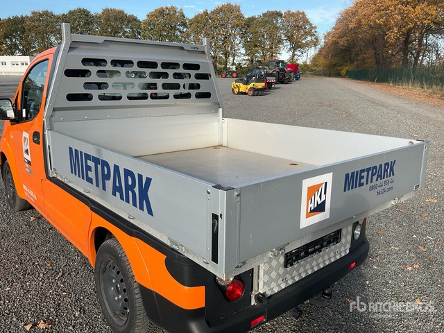 Flakbil 2021 Nissan e-NV200 4x2 Electric Flatbed Truck: bild 6