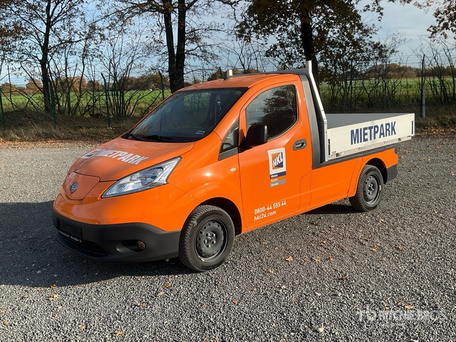 2021 Nissan e-NV200 4x2 Electric Flatbed Truck - Flakbil: bild 3 2021 Nissan e-NV200 4x2 Electric Flatbed Truck - Flakbil: bild 3