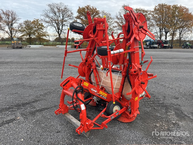 2022 Kuhn GF8700 (Unused) Hay Tedder - Hövändare: bild 2 2022 Kuhn GF8700 (Unused) Hay Tedder - Hövändare: bild 2
