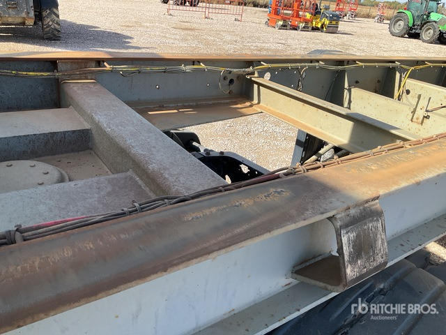 2005 Montenegro SCFH 3S 3G Tri/A End Dump Trailer - Tippsläp: bild 4 2005 Montenegro SCFH 3S 3G Tri/A End Dump Trailer - Tippsläp: bild 4