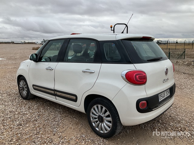2014 Fiat 500 500L 1.3 JTD Automobile - Personbil: bild 2 2014 Fiat 500 500L 1.3 JTD Automobile - Personbil: bild 2