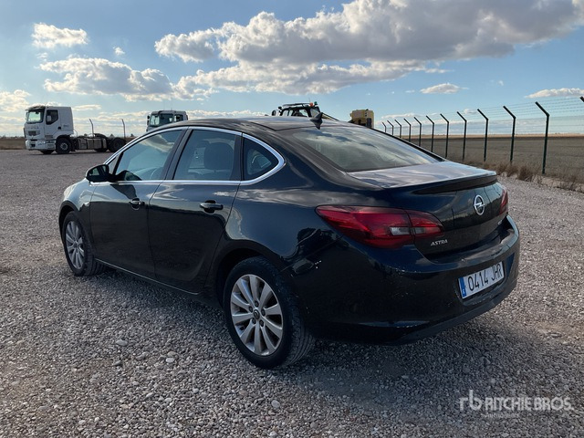 2015 Opel Astra Automobile - Personbil: bild 4 2015 Opel Astra Automobile - Personbil: bild 4