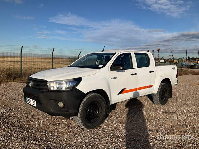 2019 Toyota Hilux 4x4 Crew Cab Pickup - Pickup: bild 2 2019 Toyota Hilux 4x4 Crew Cab Pickup - Pickup: bild 2