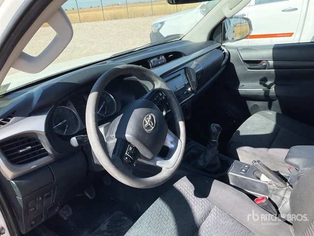 2020 Toyota Hilux 4x4 Crew Cab Pickup - Pickup: bild 5 2020 Toyota Hilux 4x4 Crew Cab Pickup - Pickup: bild 5