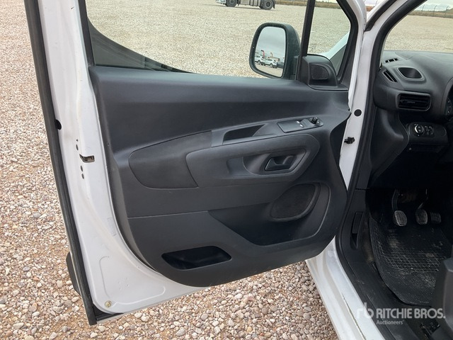 2021 Opel Combo Life Passenger Van - Minibuss, Persontransport: bild 4 2021 Opel Combo Life Passenger Van - Minibuss, Persontransport: bild 4