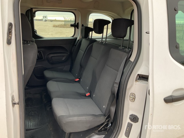 2022 Opel Combo Passenger Van - Minibuss, Persontransport: bild 4 2022 Opel Combo Passenger Van - Minibuss, Persontransport: bild 4