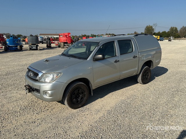 2010 Toyota Hylux 4x4 Crew Cab Pickup - Pickup: bild 2 2010 Toyota Hylux 4x4 Crew Cab Pickup - Pickup: bild 2