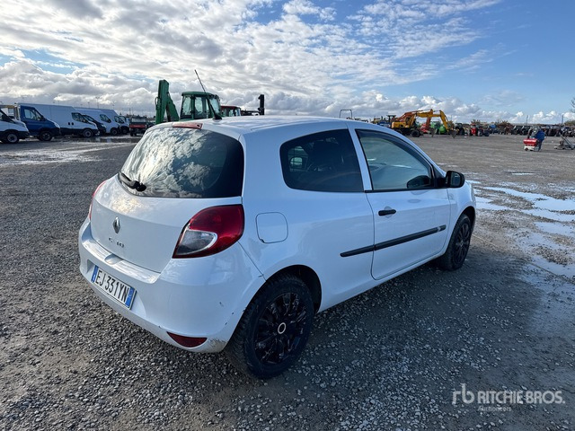 2011 Renault Clio Van Truck - Lastbil med skåp: bild 3 2011 Renault Clio Van Truck - Lastbil med skåp: bild 3