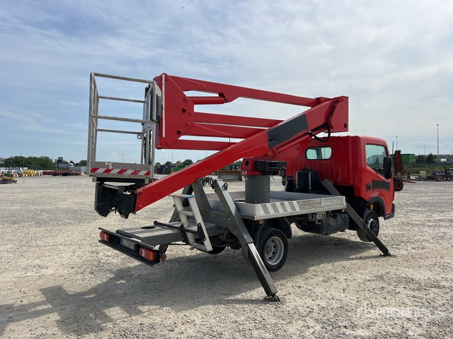 2011 Renault Maxity 2011 Socage DA320 20 m on Bucket Truck - Billift: bild 4 2011 Renault Maxity 2011 Socage DA320 20 m on Bucket Truck - Billift: bild 4