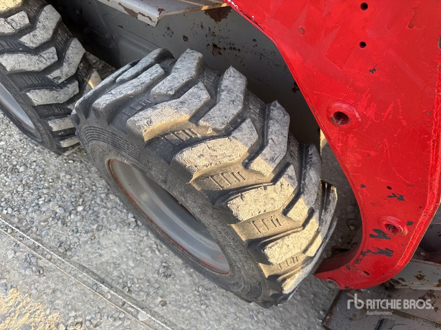 Kompaktlastare/ Slirstyrda lastare 2013 Bobcat S130 High Flow Skid Steer Loader: bild 6