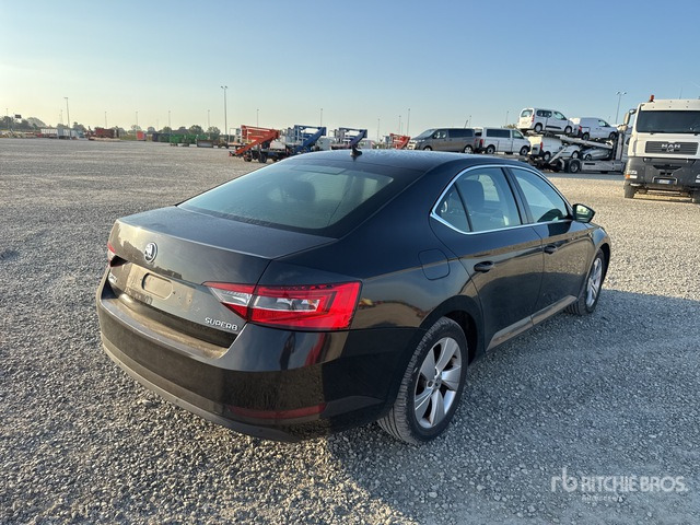 2018 Skoda Superb Autovettura - Personbil: bild 4 2018 Skoda Superb Autovettura - Personbil: bild 4