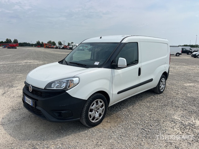 2019 Fiat Doblo Cargo Autocarro furgonato - Små skåpbil: bild 2 2019 Fiat Doblo Cargo Autocarro furgonato - Små skåpbil: bild 2