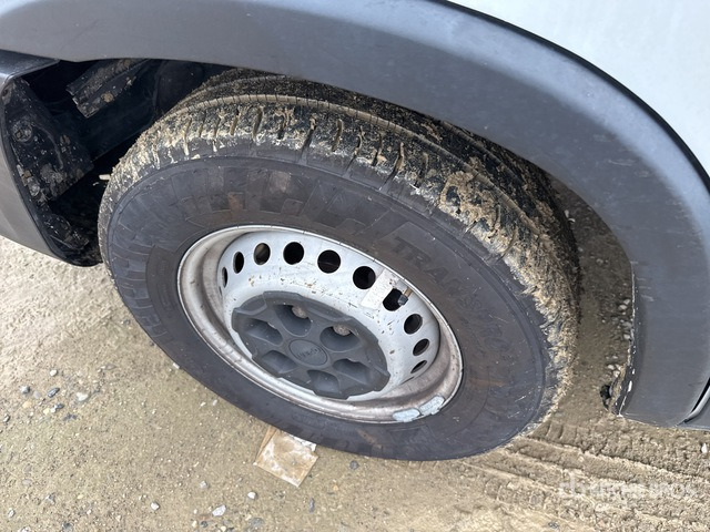 Iveco Daily 35-120 Autocarro cassone fisso - Transportbil med flak: bild 5 Iveco Daily 35-120 Autocarro cassone fisso - Transportbil med flak: bild 5