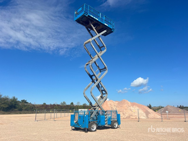2001 Genie GS4390 4x4 Nacelle Ciseaux Scissor Lift - Saxlift: bild 3 2001 Genie GS4390 4x4 Nacelle Ciseaux Scissor Lift - Saxlift: bild 3