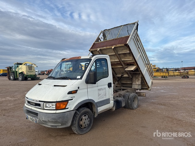2002 Iveco Daily 35C11 4x2 Camion Benne (Inoperable) Dump Truck: Light Duty - Tippbil lastbil: bild 2 2002 Iveco Daily 35C11 4x2 Camion Benne (Inoperable) Dump Truck: Light Duty - Tippbil lastbil: bild 2