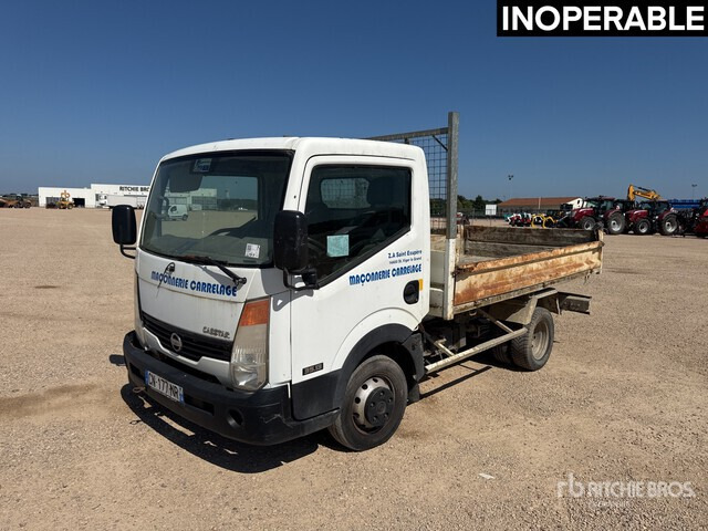2008 Nissan Cabstar 35.13 Camion Benne (Inoperable) Dump Truck: Light Duty - Tippbil lastbil: bild 1 2008 Nissan Cabstar 35.13 Camion Benne (Inoperable) Dump Truck: Light Duty - Tippbil lastbil: bild 1