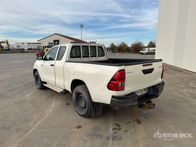 2019 Toyota Hilux Vehicule Utilitaire Cargo Van - Transportbil: bild 3 2019 Toyota Hilux Vehicule Utilitaire Cargo Van - Transportbil: bild 3