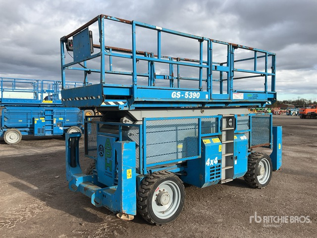2007 Genie GS-5390 4x4 Diesel Scissor Lift - Saxlift: bild 4 2007 Genie GS-5390 4x4 Diesel Scissor Lift - Saxlift: bild 4