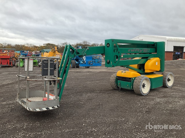 2008 Nifty-Lift HR17 2WD Electric (Inoperable) Articulating Boom Lift - Bomlift: bild 1 2008 Nifty-Lift HR17 2WD Electric (Inoperable) Articulating Boom Lift - Bomlift: bild 1