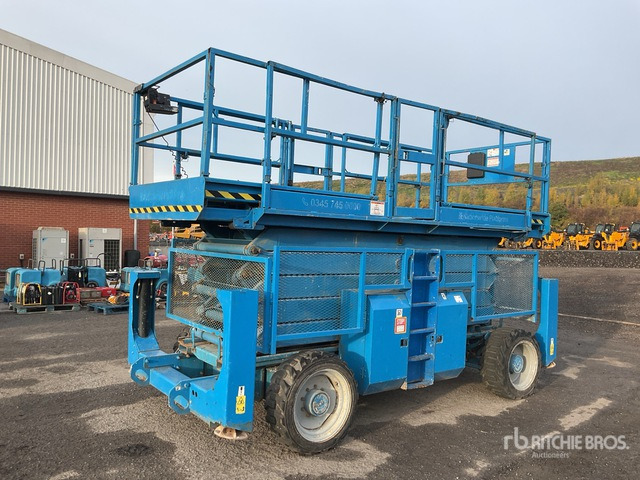 2010 Genie GS5390 4x4 Diesel Scissor Lift - Saxlift: bild 2 2010 Genie GS5390 4x4 Diesel Scissor Lift - Saxlift: bild 2