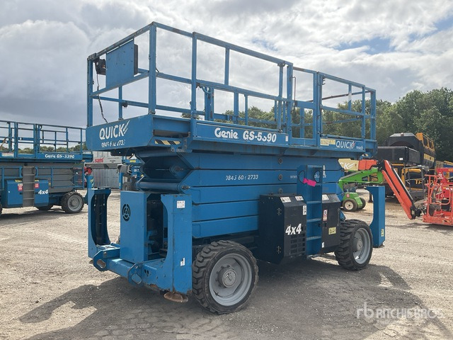 2015 Genie GS-5390 4x4 Diesel Scissor Lift - Saxlift: bild 1 2015 Genie GS-5390 4x4 Diesel Scissor Lift - Saxlift: bild 1