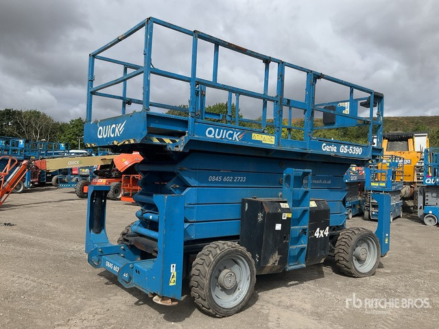 2015 Genie GS-5390 4x4 Diesel Scissor Lift - Saxlift: bild 3 2015 Genie GS-5390 4x4 Diesel Scissor Lift - Saxlift: bild 3