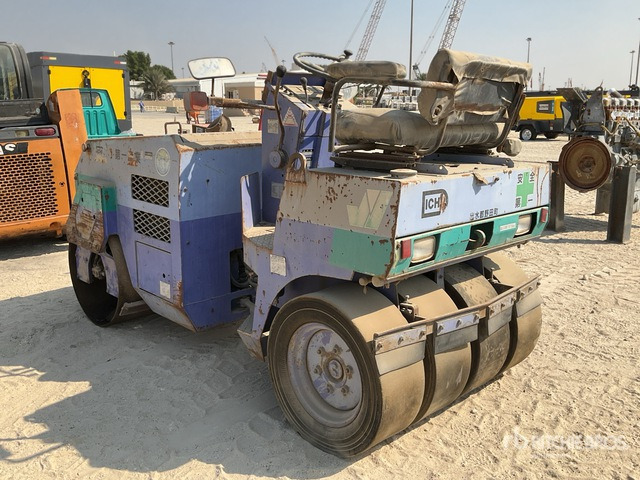 1992 Komatsu JV25CW Combination Roller - Kombivält: bild 2 1992 Komatsu JV25CW Combination Roller - Kombivält: bild 2