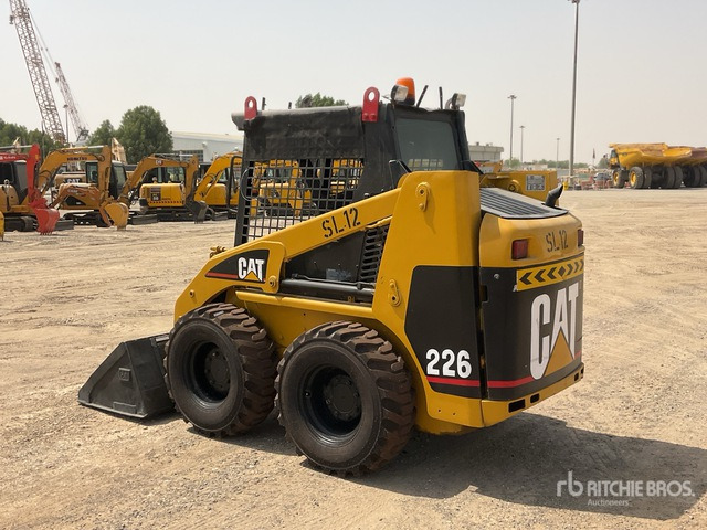 2002 Cat 226 - Kompaktlastare/ Slirstyrda lastare: bild 4 2002 Cat 226 - Kompaktlastare/ Slirstyrda lastare: bild 4