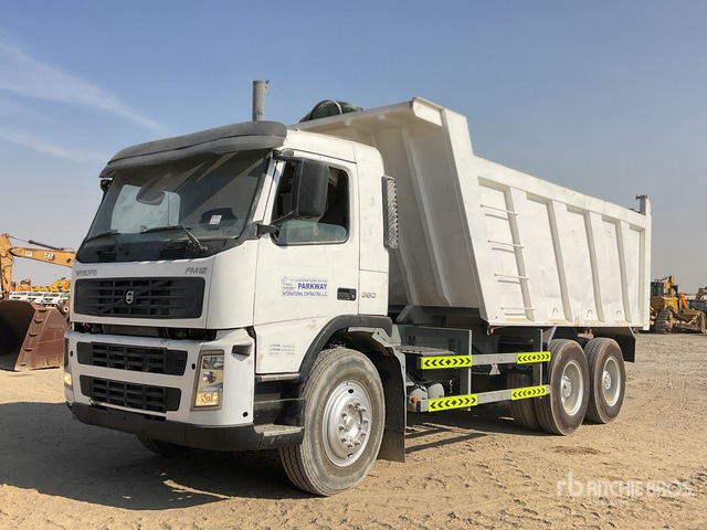 2005 Volvo FM12-380 6x4 T/A Dump Truck - Tippbil lastbil: bild 1 2005 Volvo FM12-380 6x4 T/A Dump Truck - Tippbil lastbil: bild 1