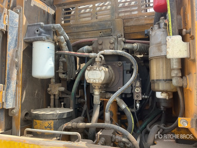 2011 JCB JS200WHRC - Grävmaskin på däck: bild 5 2011 JCB JS200WHRC - Grävmaskin på däck: bild 5