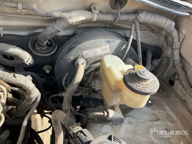 2011 Toyota Hilux 4x4 Crew Cab Pickup - Pickup: bild 4 2011 Toyota Hilux 4x4 Crew Cab Pickup - Pickup: bild 4