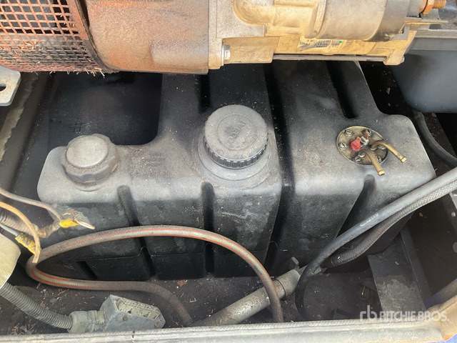 2013 Iveco 3071005/41 60 kVA Skid-Mounted Generator Set - Elgenerator: bild 5 2013 Iveco 3071005/41 60 kVA Skid-Mounted Generator Set - Elgenerator: bild 5