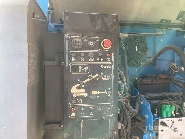 2015 Genie S-65 4WD Diesel Telescopic Boom Lift - Teleskoplift: bild 5 2015 Genie S-65 4WD Diesel Telescopic Boom Lift - Teleskoplift: bild 5