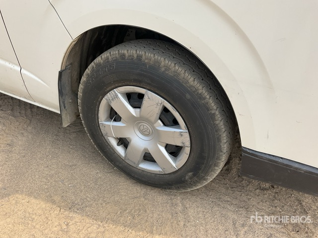 2018 Toyota Hiace 4x2 15-Seat Mini Bus - Minibuss, Persontransport: bild 5 2018 Toyota Hiace 4x2 15-Seat Mini Bus - Minibuss, Persontransport: bild 5