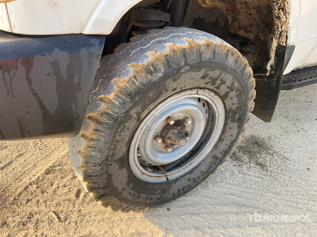 2018 Toyota Land Cruiser 78R 4x4 SUV - SUV: bild 5 2018 Toyota Land Cruiser 78R 4x4 SUV - SUV: bild 5