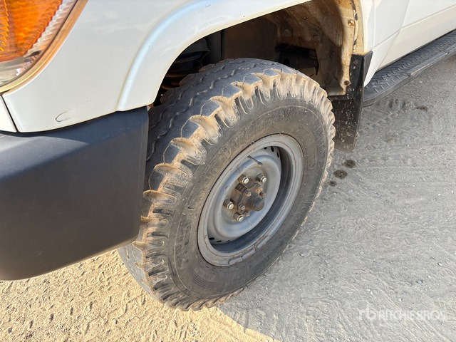 2018 Toyota Land Cruiser 78R 4x4 SUV - SUV: bild 4 2018 Toyota Land Cruiser 78R 4x4 SUV - SUV: bild 4