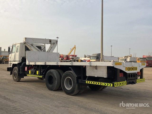 Nissan TF20 - Flakbil, Kranbil: bild 3 Nissan TF20 - Flakbil, Kranbil: bild 3