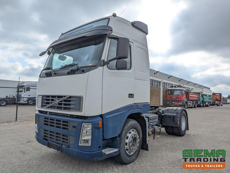 Volvo FH400 4x2 Euro5 FH400 4x2 Globetrotter Euro5  - ADR FL AT OX  (T1513) - Dragbil: bild 1 Volvo FH400 4x2 Euro5 FH400 4x2 Globetrotter Euro5  - ADR FL AT OX  (T1513) - Dragbil: bild 1