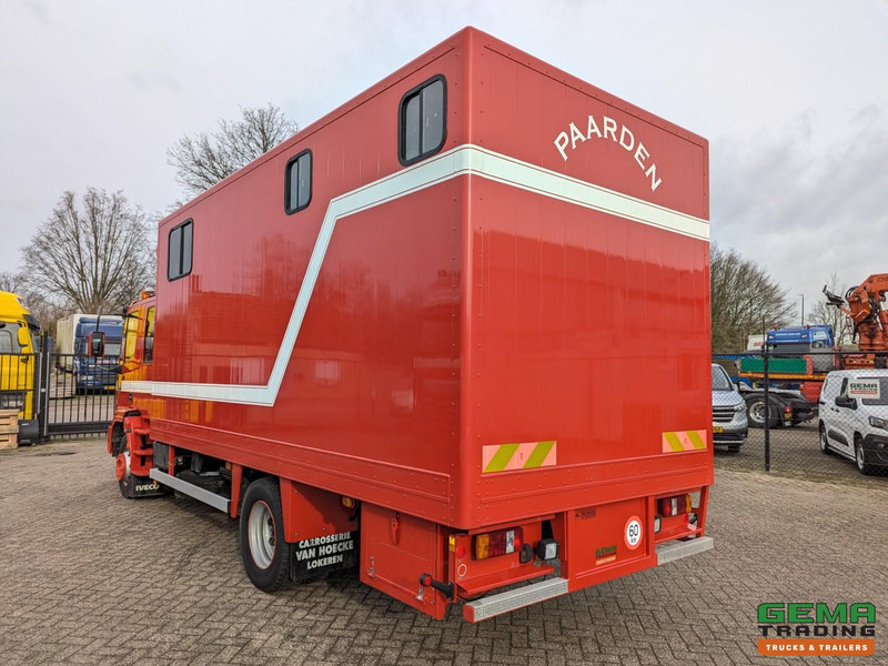 Iveco Tector ML120E24D 4x2 Euro3 DubbelCabine - Paardenwagen 3-Paards - Kleedruimte - Hydraulische klep- TOP! - Hästbuss: bild 4 Iveco Tector ML120E24D 4x2 Euro3 DubbelCabine - Paardenwagen 3-Paards - Kleedruimte - Hydraulische klep- TOP! - Hästbuss: bild 4