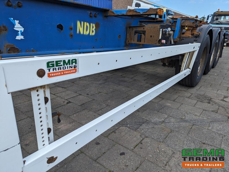 Containerbil/ Växelflak semitrailer Krone SD27 3-Assen BPW Drumbrakes - 4700KG - All Connections (O1913): bild 10 Containerbil/ Växelflak semitrailer Krone SD27 3-Assen BPW Drumbrakes - 4700KG - All Connections (O1913): bild 10