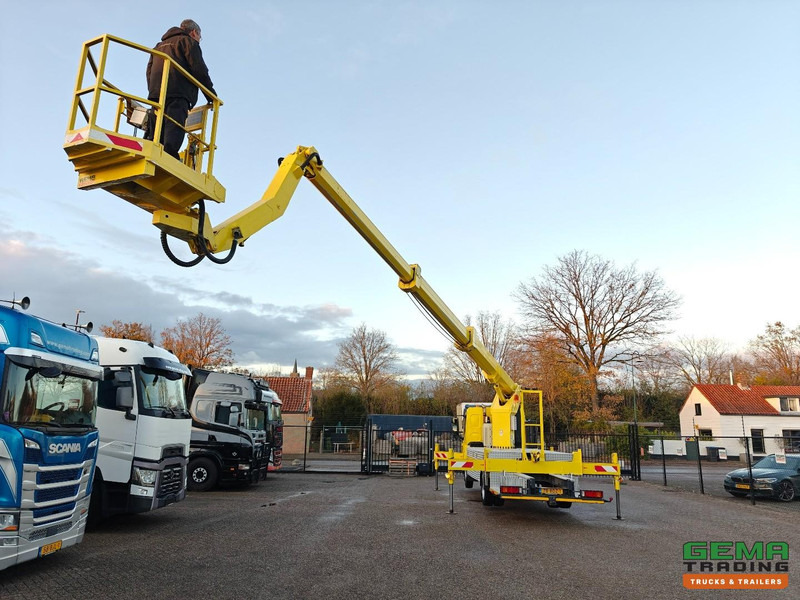 DAF LF 180 FA 4x2 Dagcab Euro6A - T225 Ruthman - Hoogwerker- 101.534km - 04/2026 APK - Lastbil: bild 3 DAF LF 180 FA 4x2 Dagcab Euro6A - T225 Ruthman - Hoogwerker- 101.534km - 04/2026 APK - Lastbil: bild 3