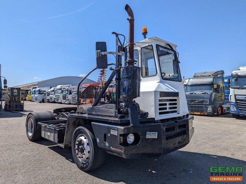 Terberg YT17 MOTOR DEFECT - MMBS Kenteken - Terminaltraktor: bild 2 Terberg YT17 MOTOR DEFECT - MMBS Kenteken - Terminaltraktor: bild 2