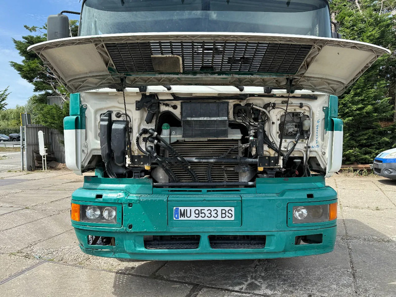 Dragbil MAN 19.403 4X2 Tractor-unit Spring/Air ZF Manual Gear Low cabine: bild 10 Dragbil MAN 19.403 4X2 Tractor-unit Spring/Air ZF Manual Gear Low cabine: bild 10