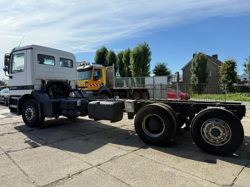 Mercedes-Benz ACTROS 2540 V6 6X2 Chassis Spring/Air EPS 3 Pedal - Chassi lastbil: bild 4 Mercedes-Benz ACTROS 2540 V6 6X2 Chassis Spring/Air EPS 3 Pedal - Chassi lastbil: bild 4