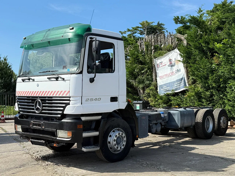 Mercedes-Benz Actros 2540 V6 6X2 Chassis Spring/Air Manual gearbox - Chassi lastbil: bild 2 Mercedes-Benz Actros 2540 V6 6X2 Chassis Spring/Air Manual gearbox - Chassi lastbil: bild 2