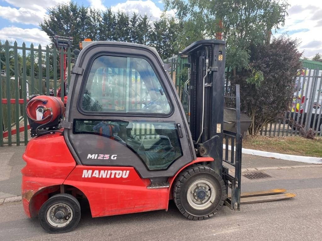 Manitou MI 25 G - Gasoltruck: bild 1 Manitou MI 25 G - Gasoltruck: bild 1