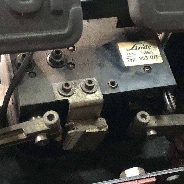 Accelerator for Linde 353 - Pedal för Materialhanteringsutrustning: bild 1 Accelerator for Linde 353 - Pedal för Materialhanteringsutrustning: bild 1